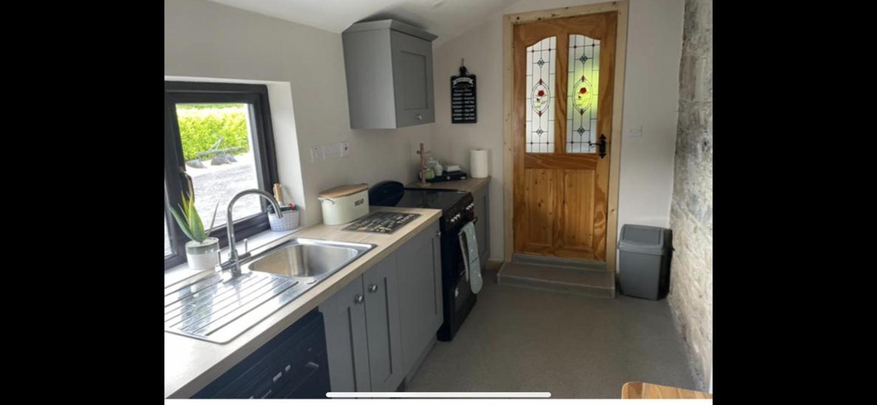 Kate'S Cottage Westport Esterno foto